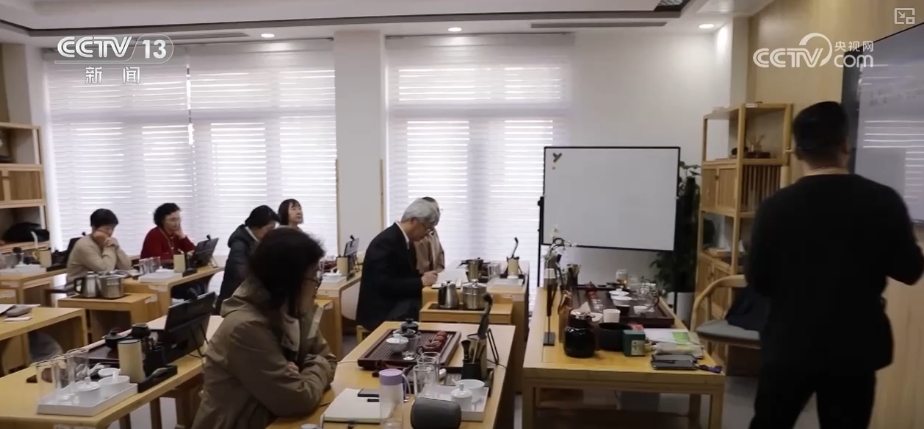 “養(yǎng)老”變“享老” “銀發(fā)”服務(wù)新場景向“智”向“新”(圖10)